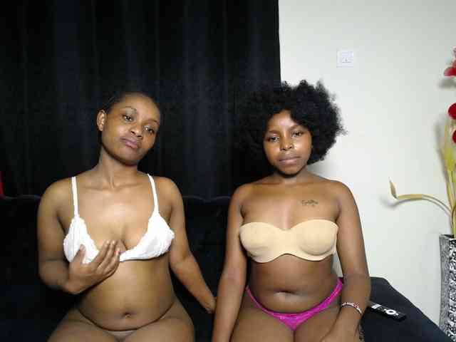 SexyEbonyZ webcam