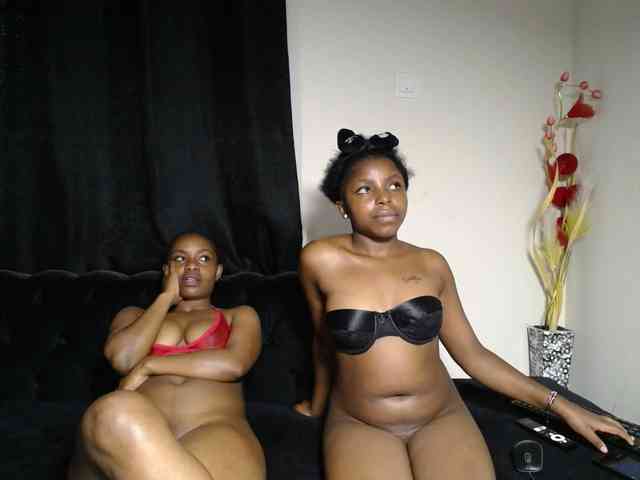 SexyEbonyZ webcam