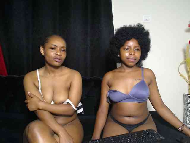 SexyEbonyZ webcam