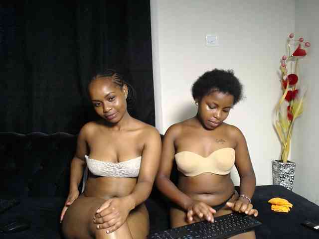 SexyEbonyZ webcam