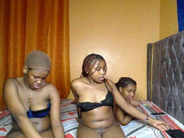 SexyEbonyZ webcam