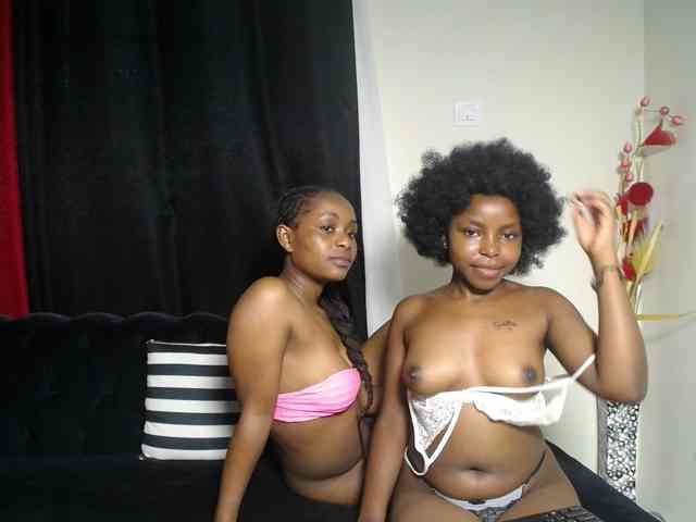 SexyEbonyZ webcam