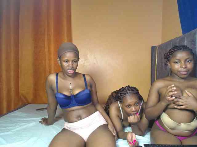 SexyEbonyZ webcam
