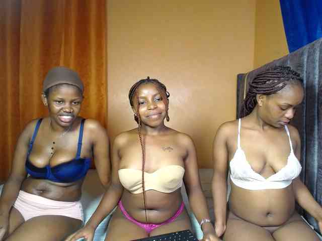 SexyEbonyZ webcam