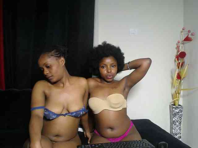 SexyEbonyZ webcam