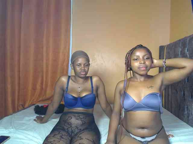 SexyEbonyZ webcam