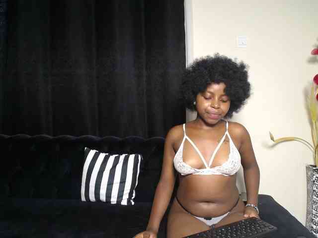 SexyEbonyZ webcam