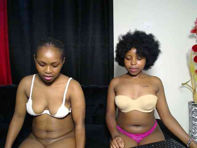 SexyEbonyZ webcam