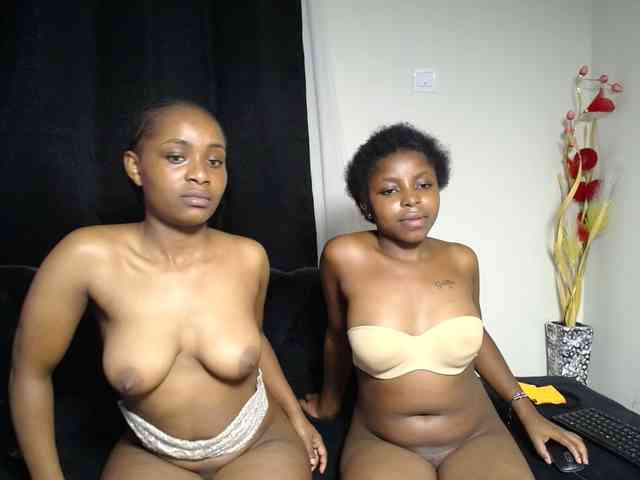 SexyEbonyZ webcam