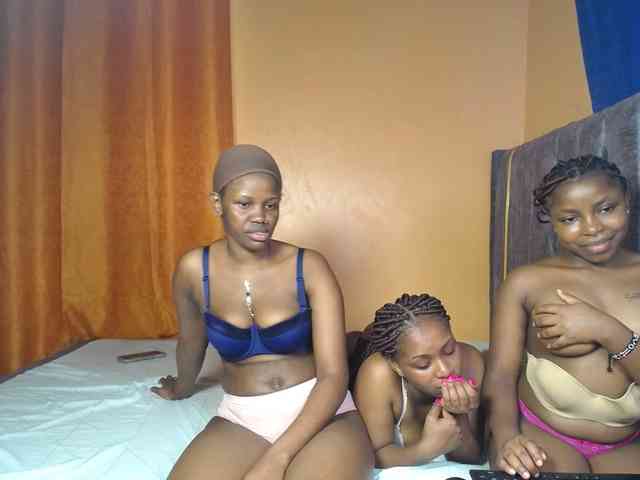 SexyEbonyZ webcam
