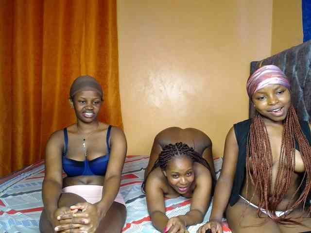 SexyEbonyZ webcam