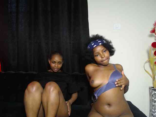 SexyEbonyZ webcam