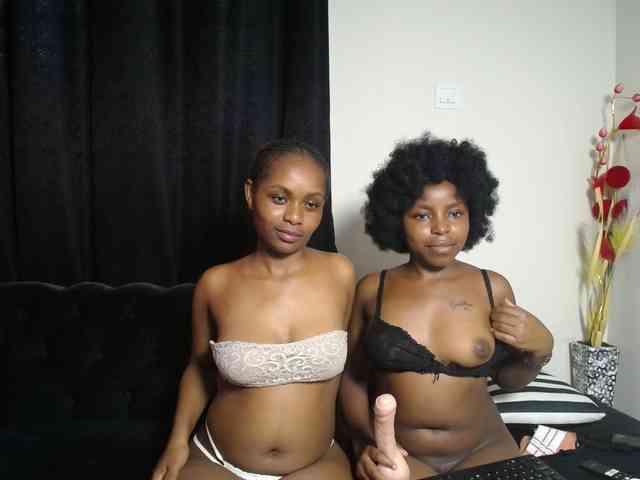 SexyEbonyZ webcam