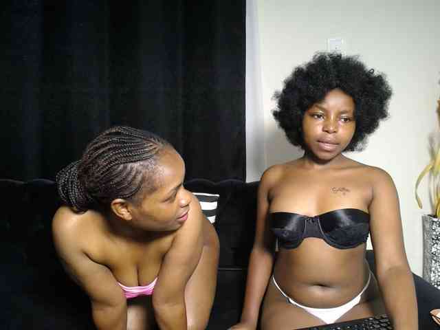 SexyEbonyZ webcam
