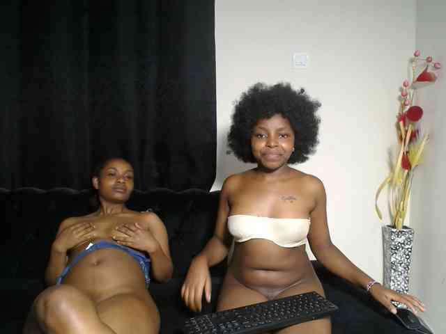 SexyEbonyZ webcam