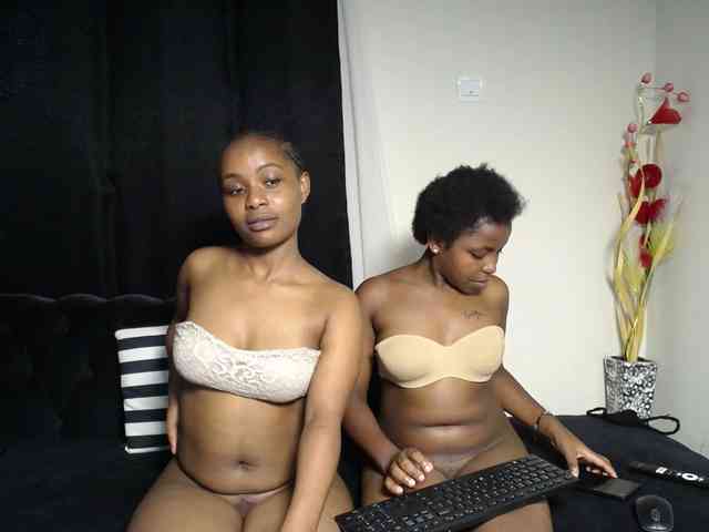 SexyEbonyZ webcam
