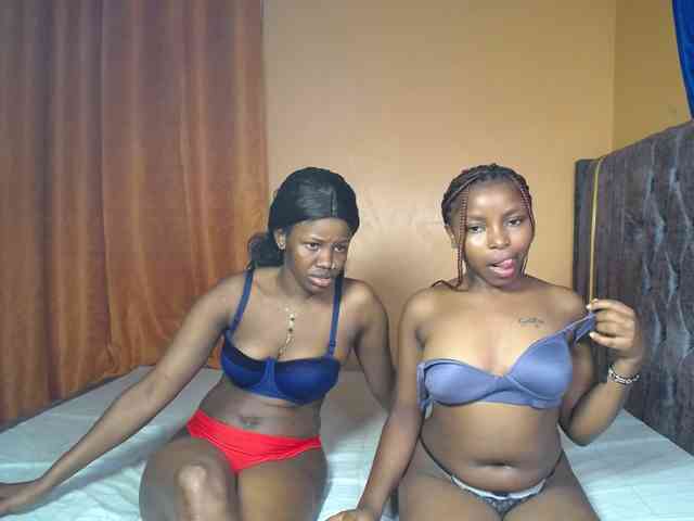 SexyEbonyZ webcam
