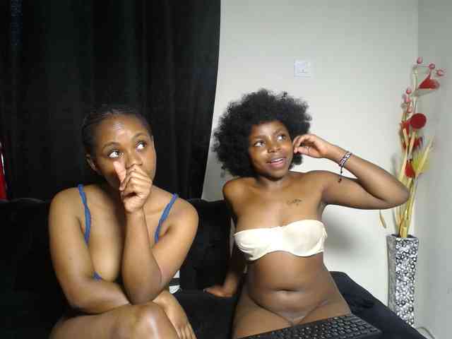 SexyEbonyZ webcam