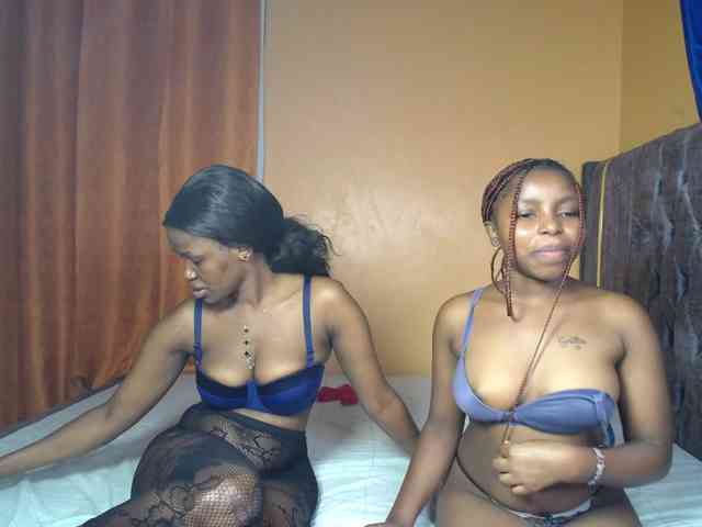 SexyEbonyZ webcam
