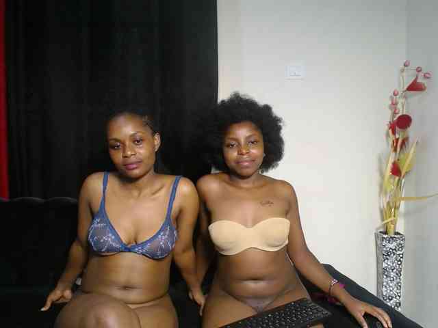 SexyEbonyZ webcam