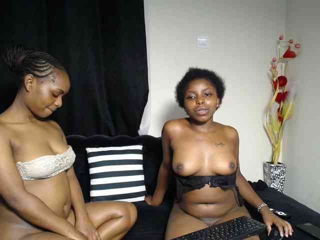 SexyEbonyZ webcam