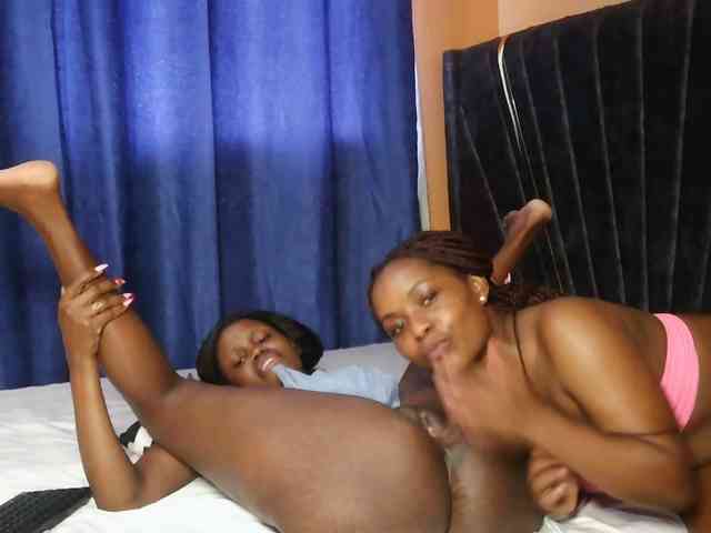 SexyEbonyZ webcam