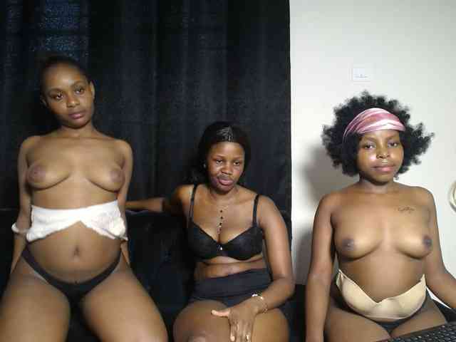 SexyEbonyZ webcam