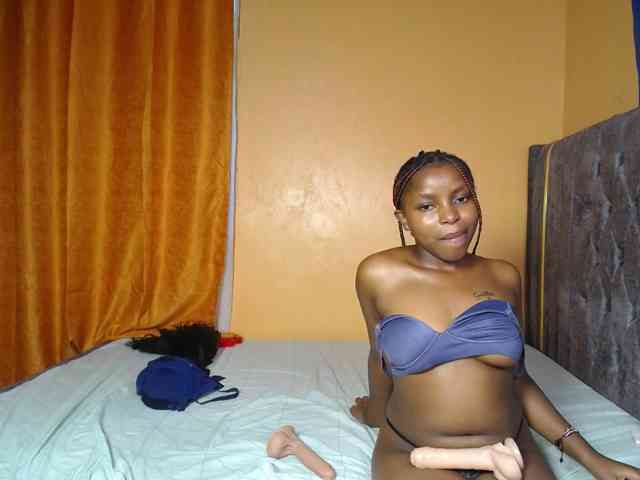 SexyEbonyZ webcam