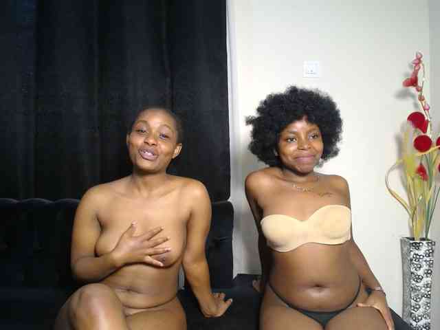 SexyEbonyZ webcam