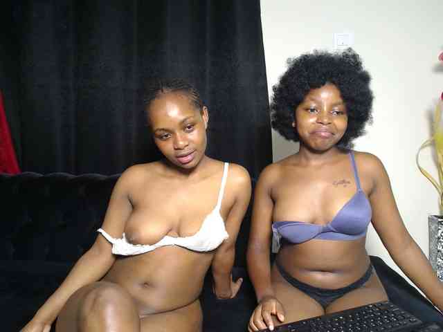 SexyEbonyZ webcam