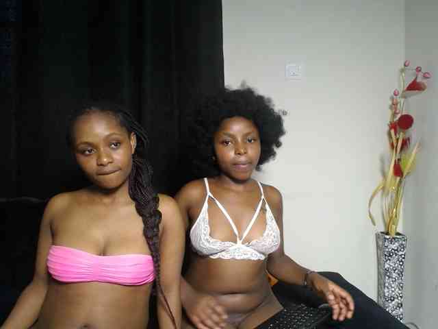 SexyEbonyZ webcam