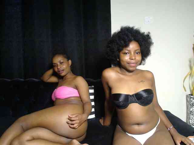 SexyEbonyZ webcam