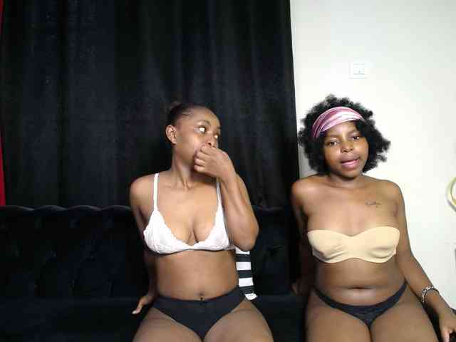 SexyEbonyZ webcam