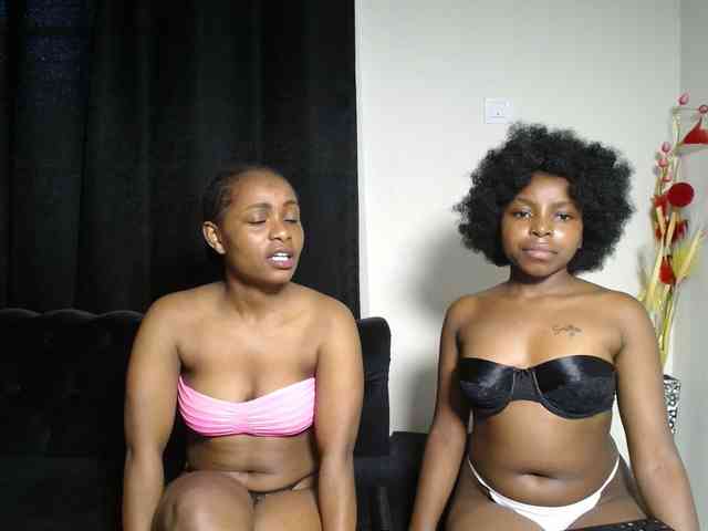 SexyEbonyZ webcam
