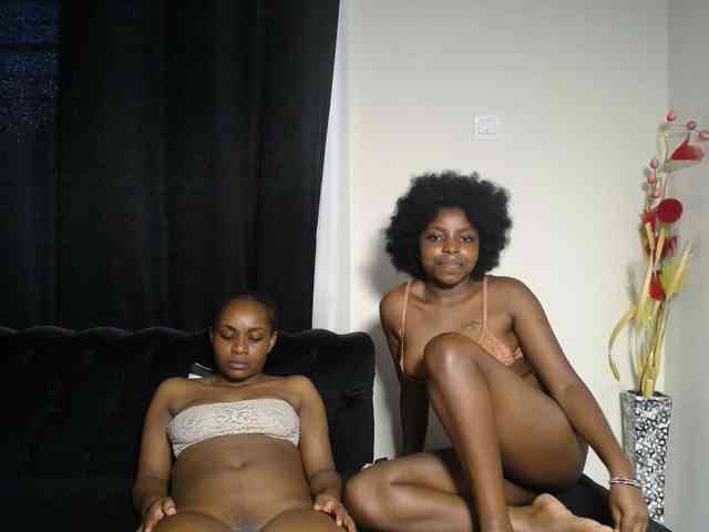 SexyEbonyZ webcam
