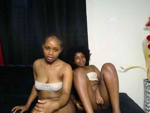 SexyEbonyZ webcam