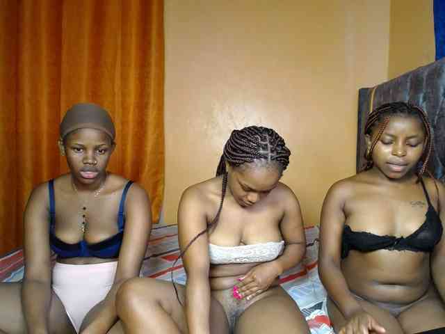 SexyEbonyZ webcam