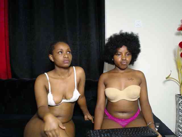 SexyEbonyZ webcam