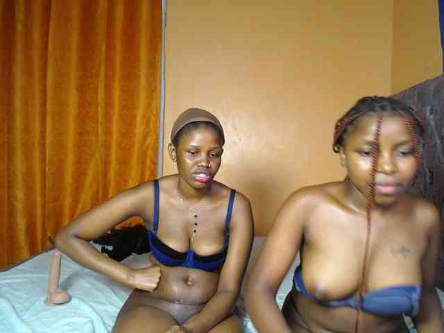 SexyEbonyZ webcam