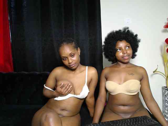 SexyEbonyZ webcam