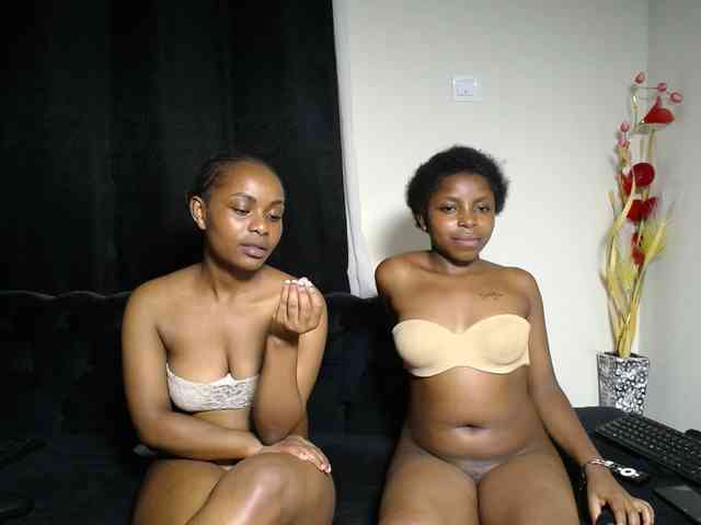 SexyEbonyZ webcam