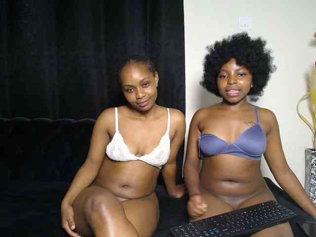 SexyEbonyZ webcam