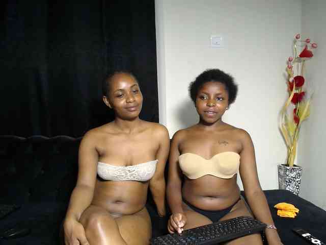 SexyEbonyZ webcam