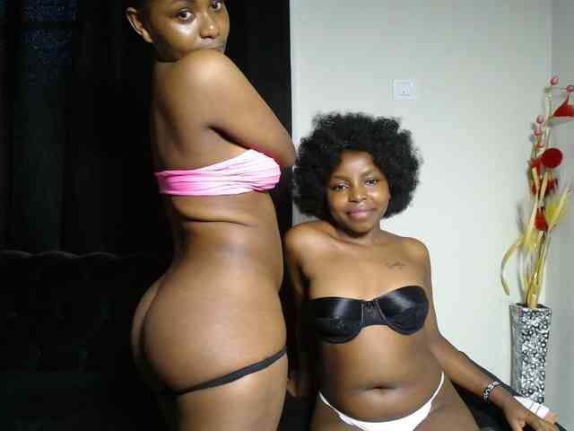 SexyEbonyZ webcam