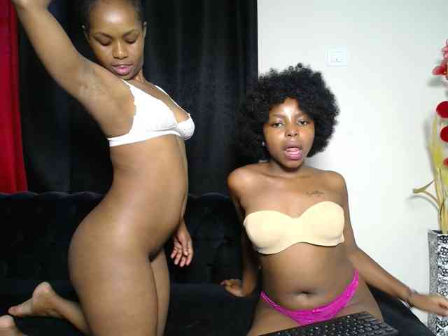SexyEbonyZ webcam