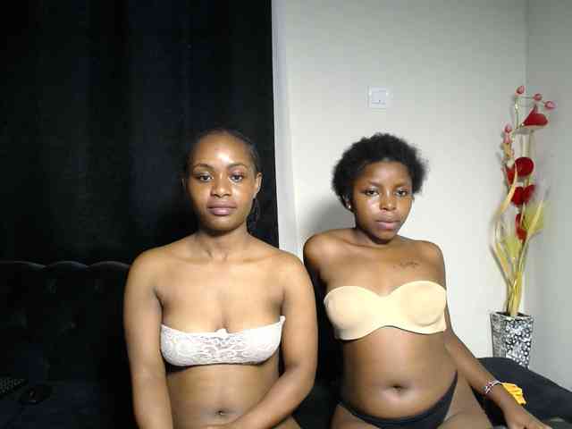 SexyEbonyZ webcam