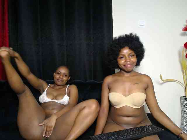 SexyEbonyZ webcam