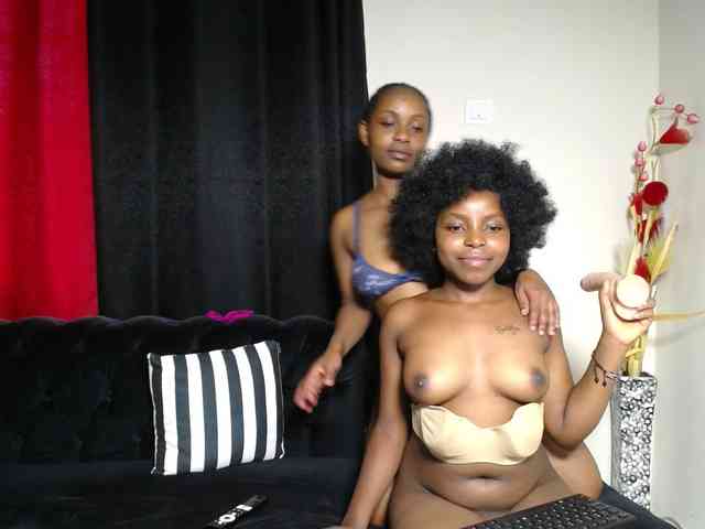 SexyEbonyZ webcam