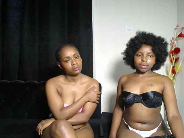 SexyEbonyZ webcam