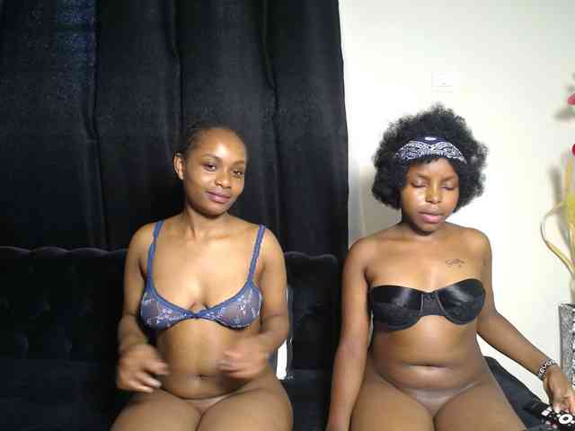 SexyEbonyZ webcam